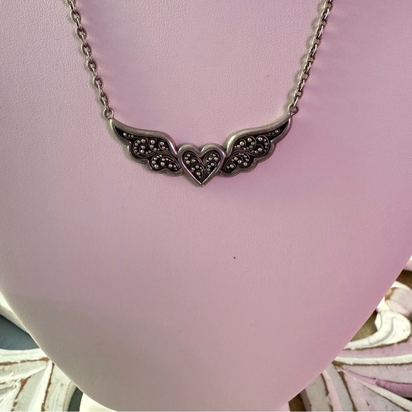 Lois Hill 925 Sterling Silver Toggle Chainlink Heart Angel-wing Pendant Necklace - Picture 3 of 8